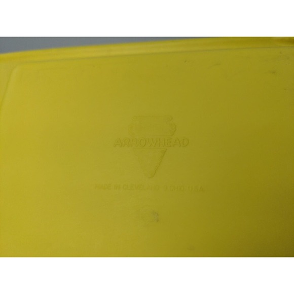 4 Vintage Arrowhead Stack Lunch cafeteria Trays USA MADE Cleveland OH Yellow - Picture 4 of 10